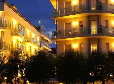 Hotel Lady Mary Milano Marittima Exteriér fotografie