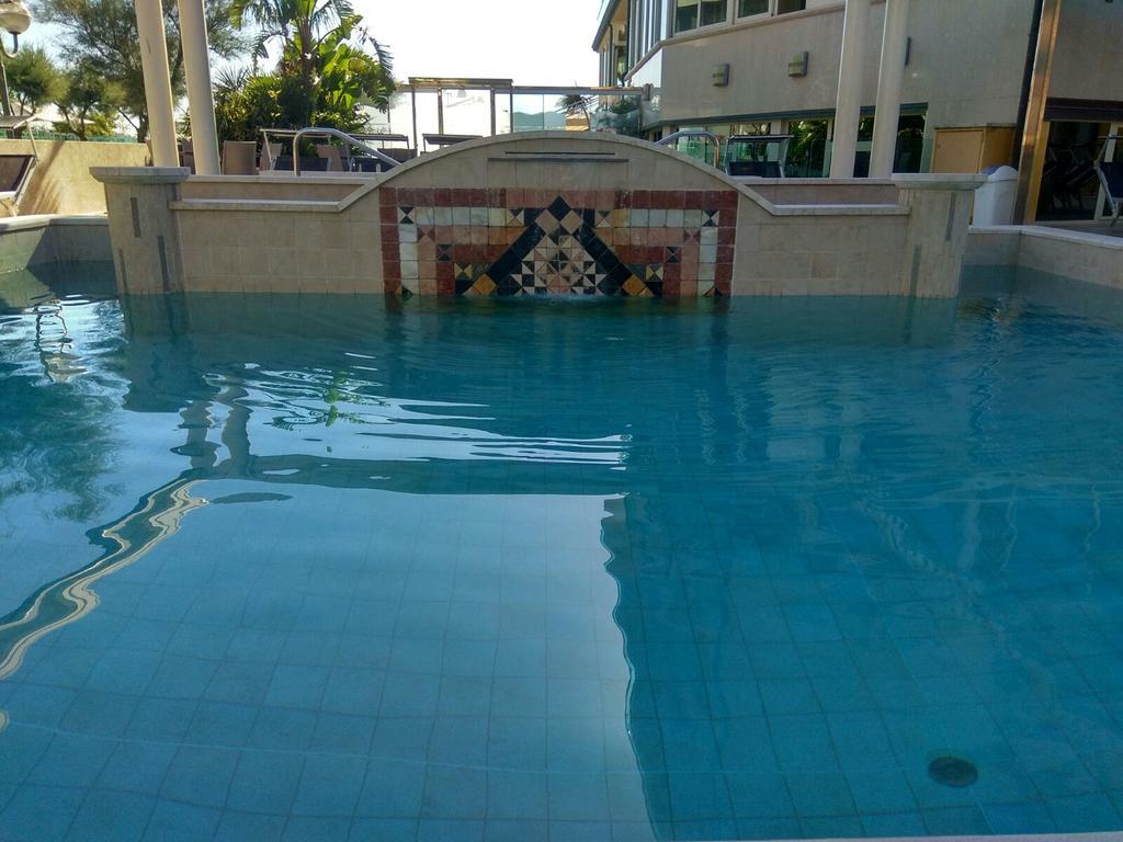 Hotel Lady Mary Milano Marittima Exteriér fotografie