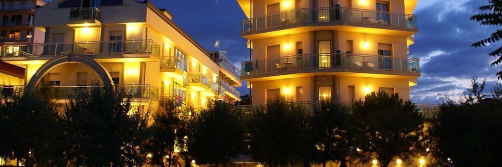 Hotel Lady Mary Milano Marittima Exteriér fotografie