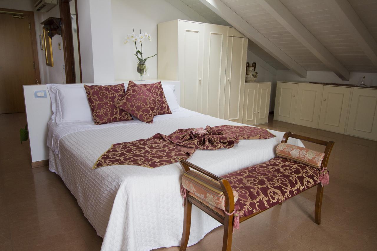 Hotel Lady Mary Milano Marittima Exteriér fotografie